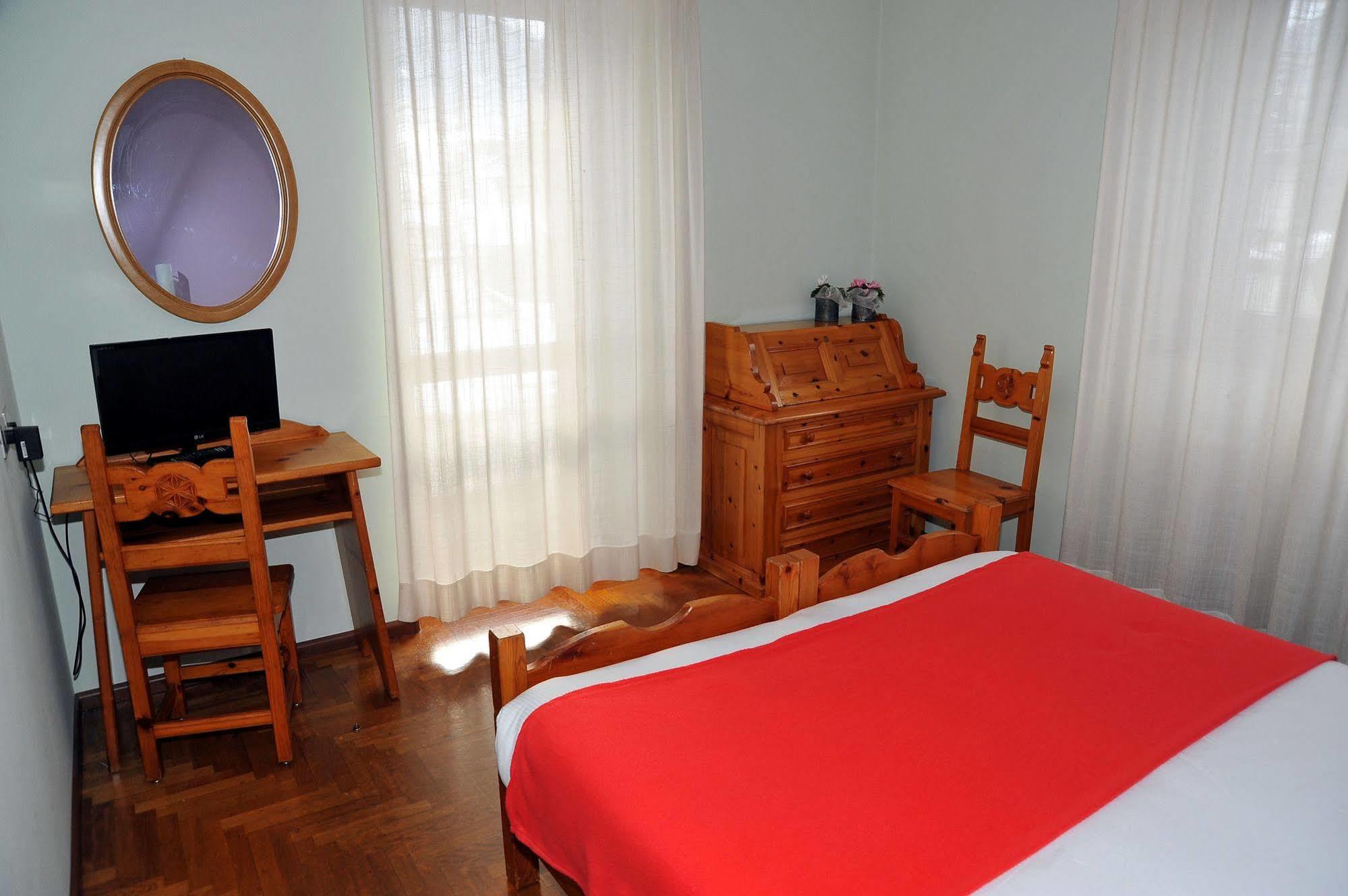 Hotel Nazionale Bormio Bagian luar foto